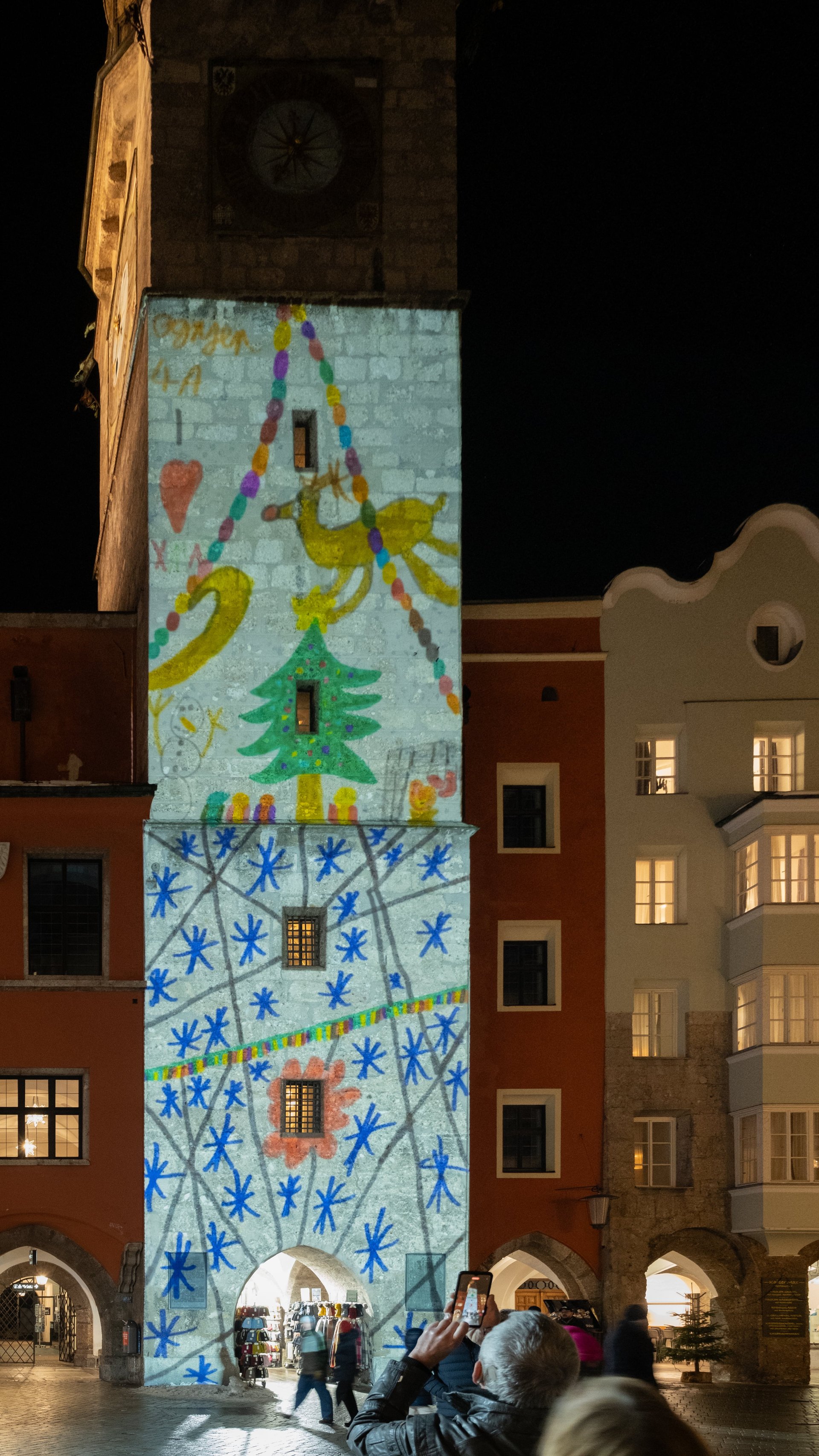 Kinder Kunst Stadtturm BERGSILVESTER Innsbruck 2024. Photo C. Alexander Preuss-Kabel (LMT) (38)-min
